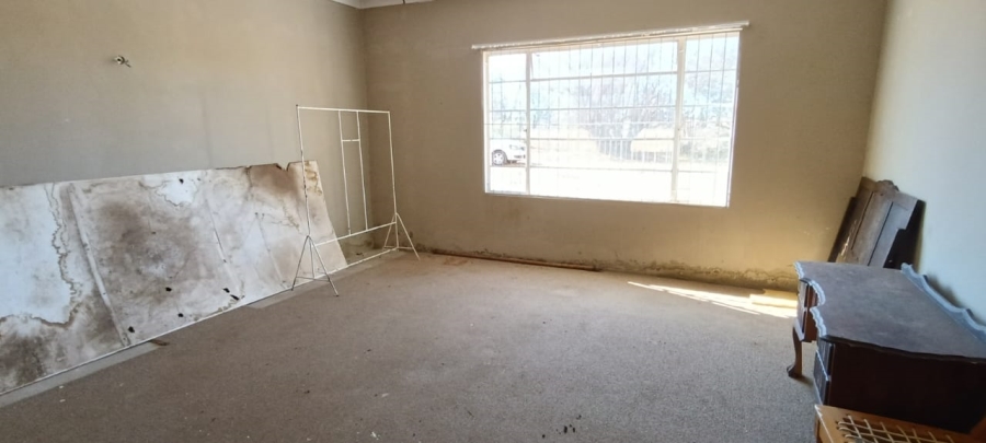 5 Bedroom Property for Sale in Edenburg Free State